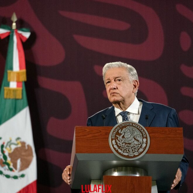 O presidente do México suspende diálogo com a embaixada dos Estados Unidos